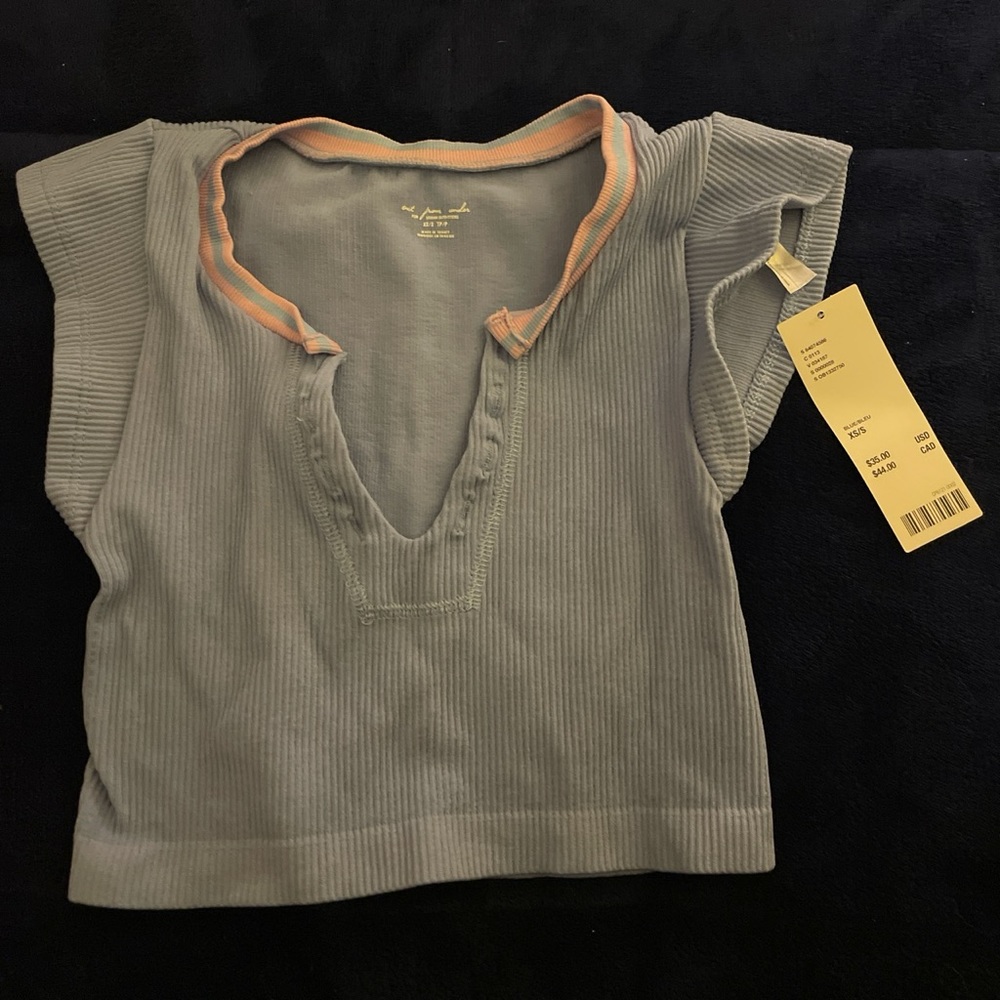 NWT go for gold crop top